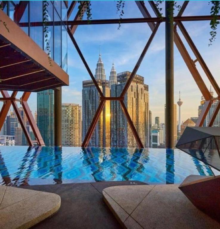 Scarletz Suites Klcc By Gc Luxury Suites Kuala Lumpur Exterior foto